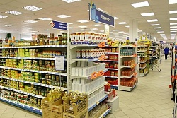 Торговым организациям в период предновогоднего повышения потребительского спроса рекомендуется принять меры по снижению рисков распространения COVID-19